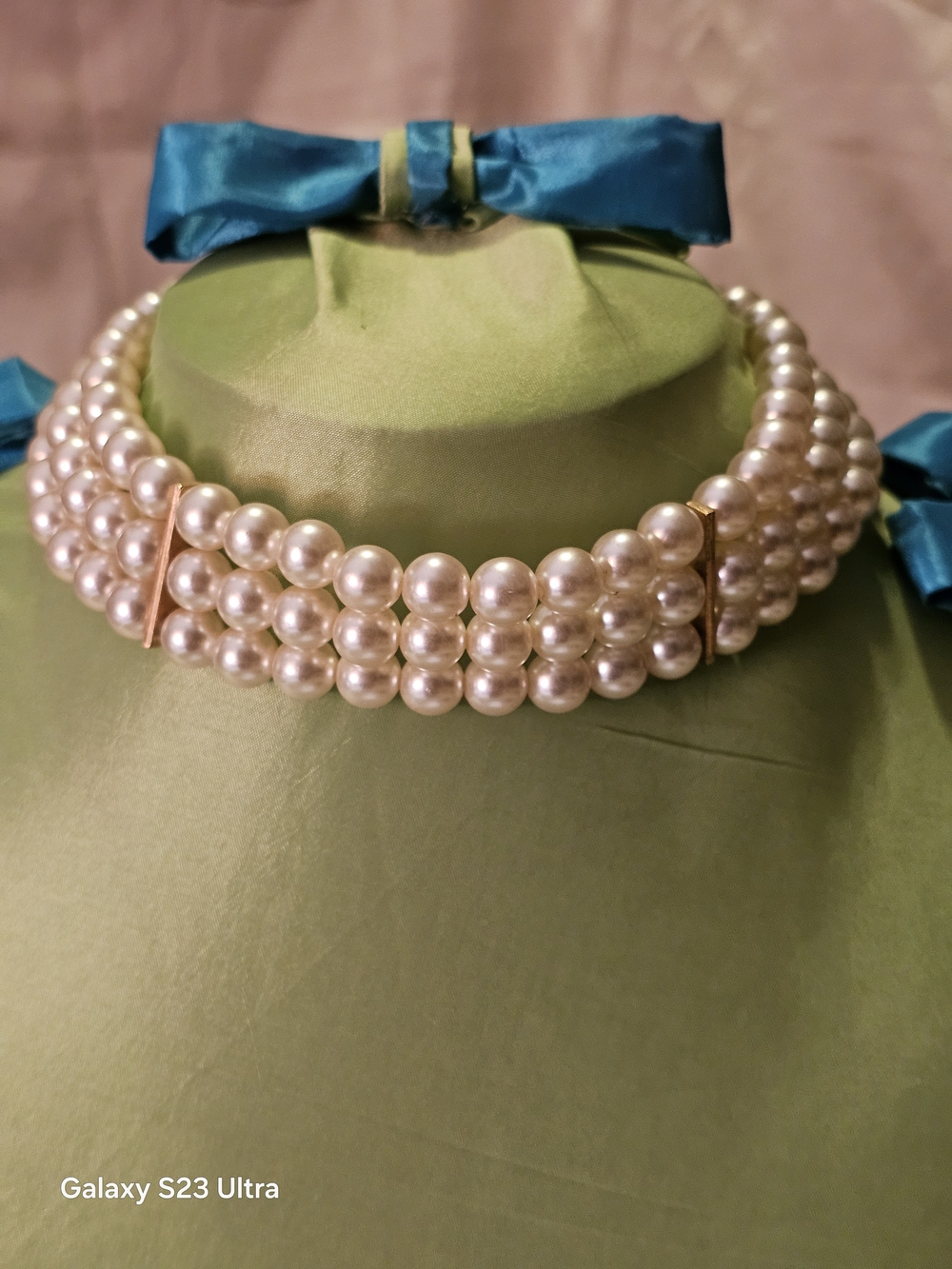 Classic Ivory Pearl Multi-Strand Choker Necklace - Unbranded